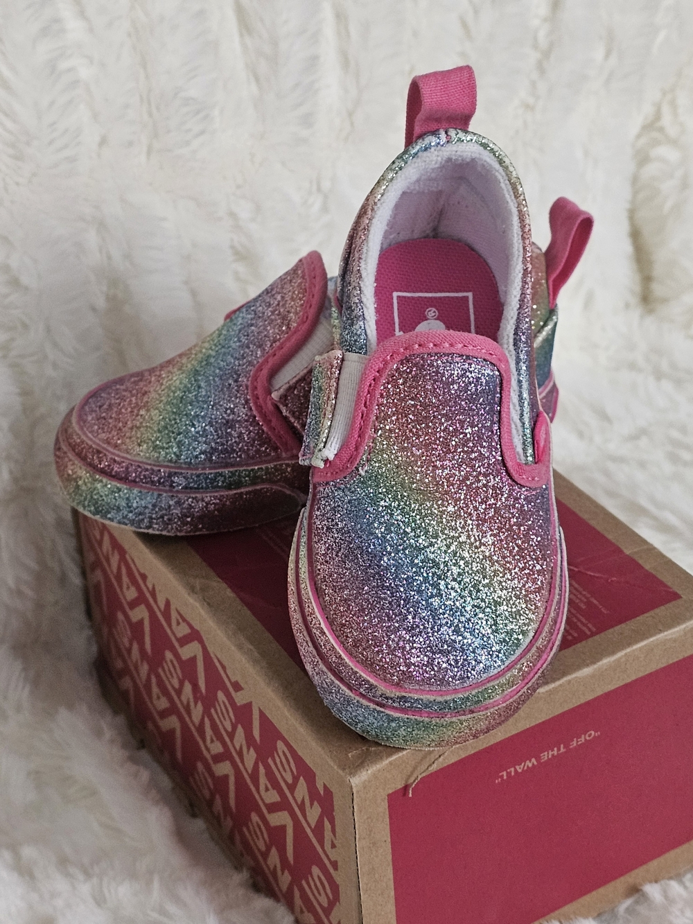 Vans Kids Sparkle Rainbow Slip-On Sneakers - Pink Trim Size 4.5 Toddler